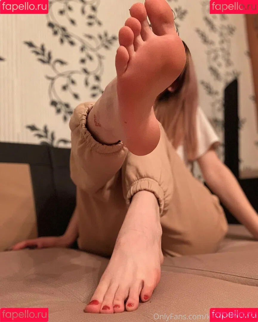 kylie.little.toes Onlyfans Photo Gallery 
