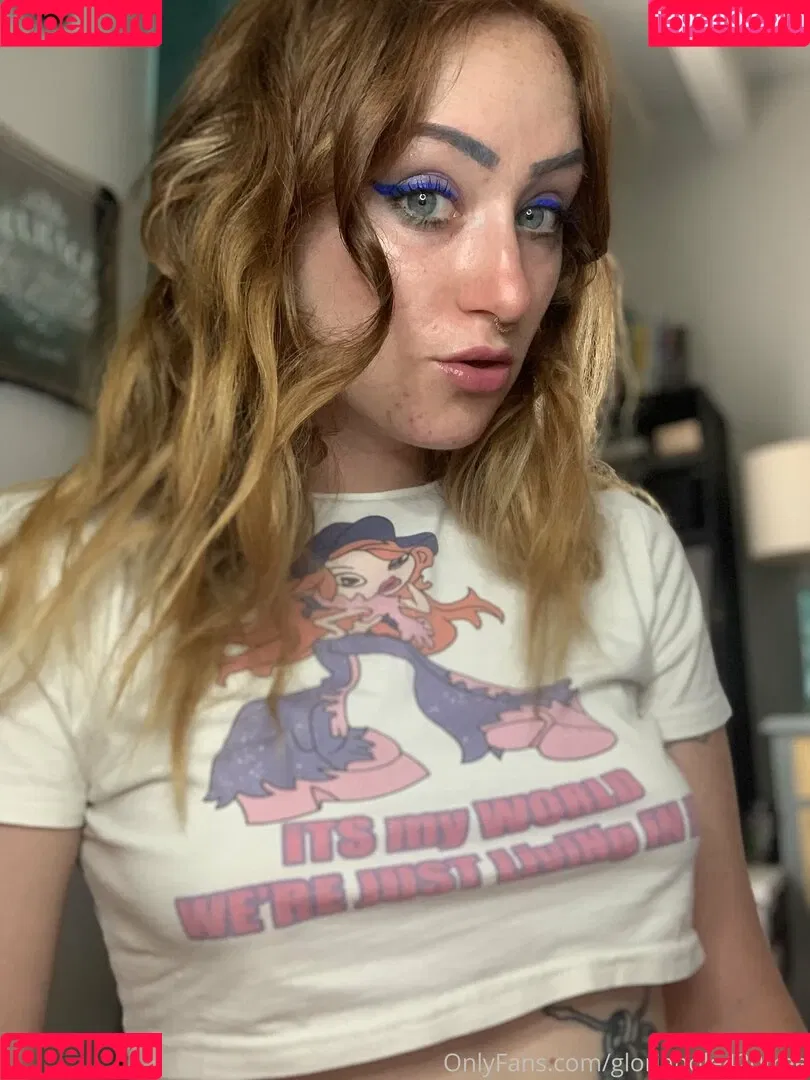 gloriahole420free Onlyfans Photo Gallery 