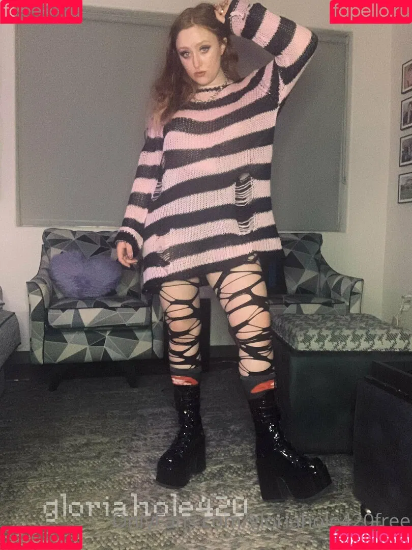 gloriahole420free Onlyfans Photo Gallery 