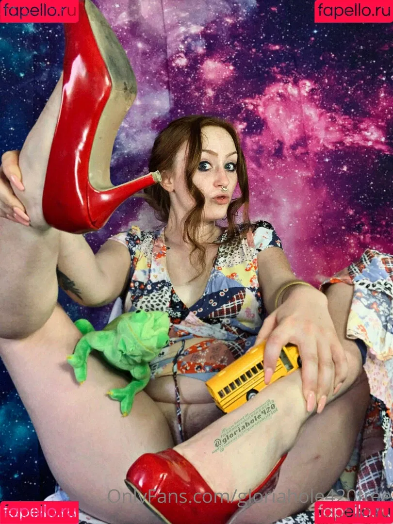 gloriahole420free Onlyfans Photo Gallery 