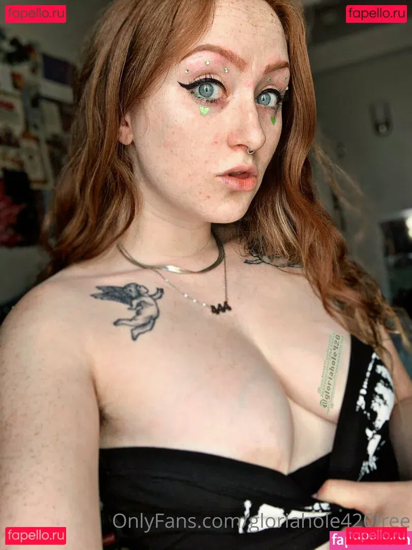 gloriahole420free Onlyfans Photo Gallery 