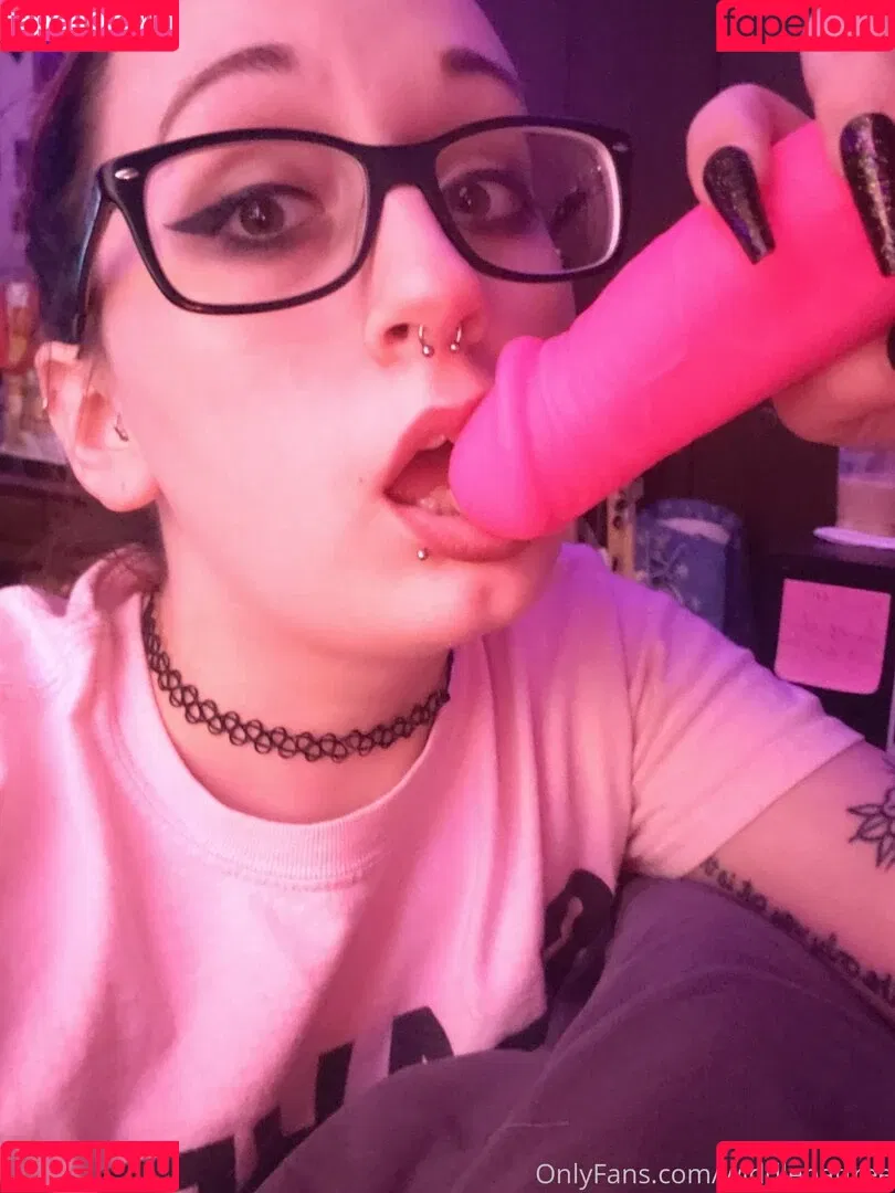 widdlebatfree Onlyfans Photo Gallery 