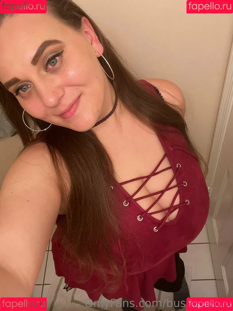 Bustybae95 Onlyfans Photo Gallery 