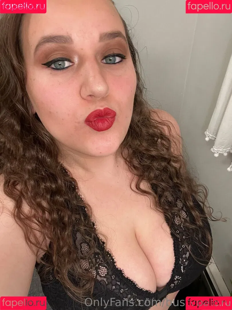Bustybae95 Onlyfans Photo Gallery 