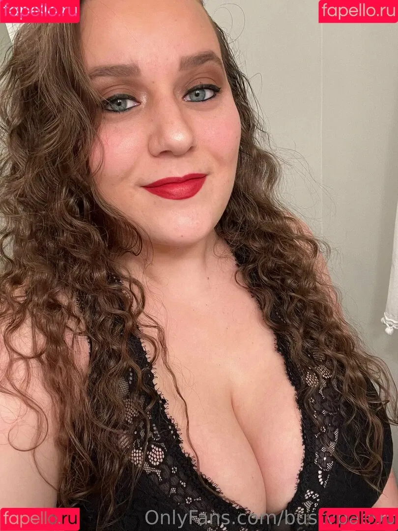 Bustybae95 Onlyfans Photo Gallery 