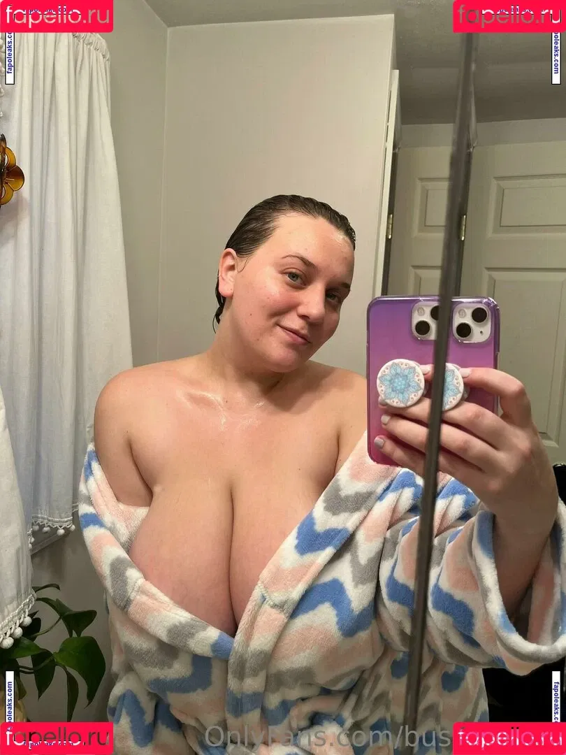 Bustybae95 Onlyfans Photo Gallery 