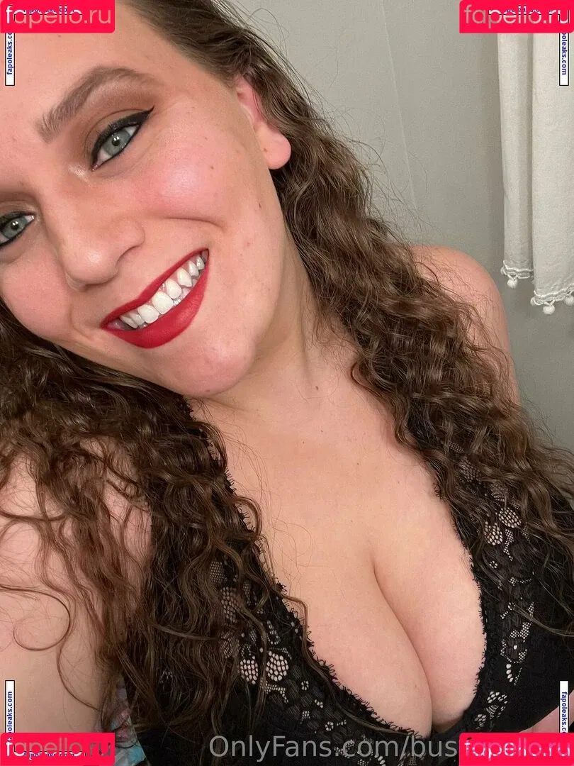 Bustybae95 Onlyfans Photo Gallery 