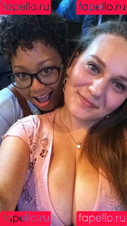 Bustybae95 Onlyfans Photo Gallery 