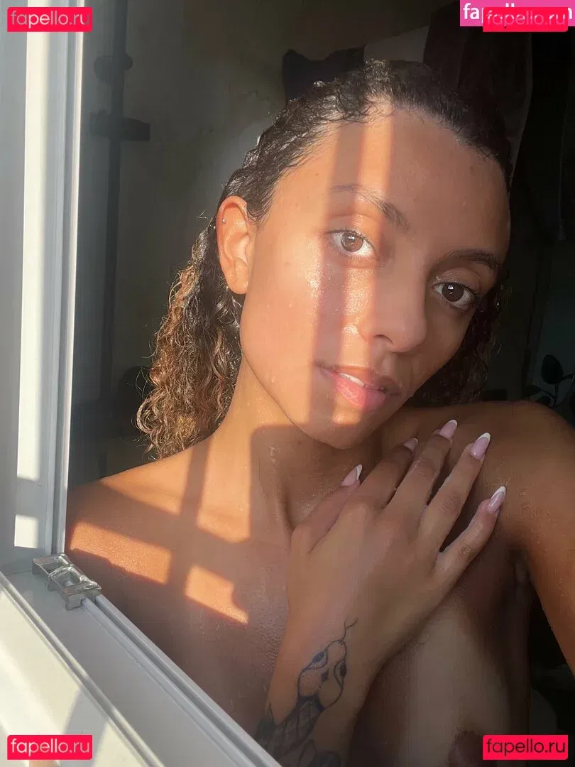 goldencurls3 Onlyfans Photo Gallery 