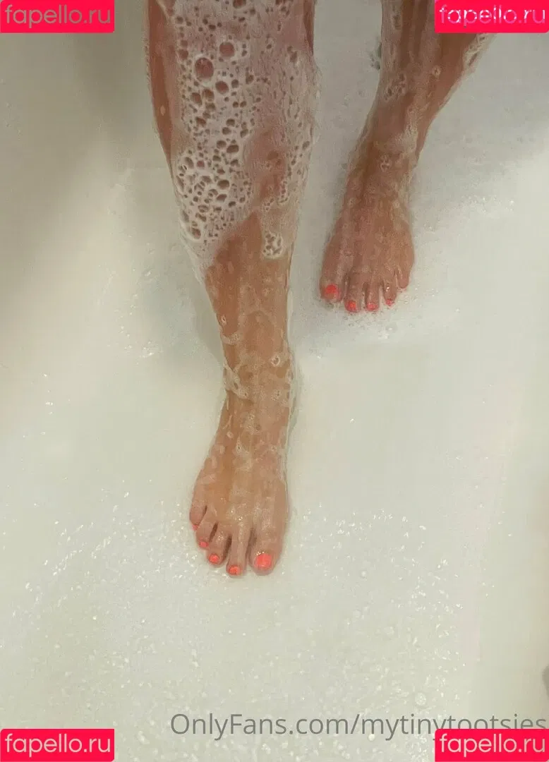 mytinytootsies Onlyfans Photo Gallery 
