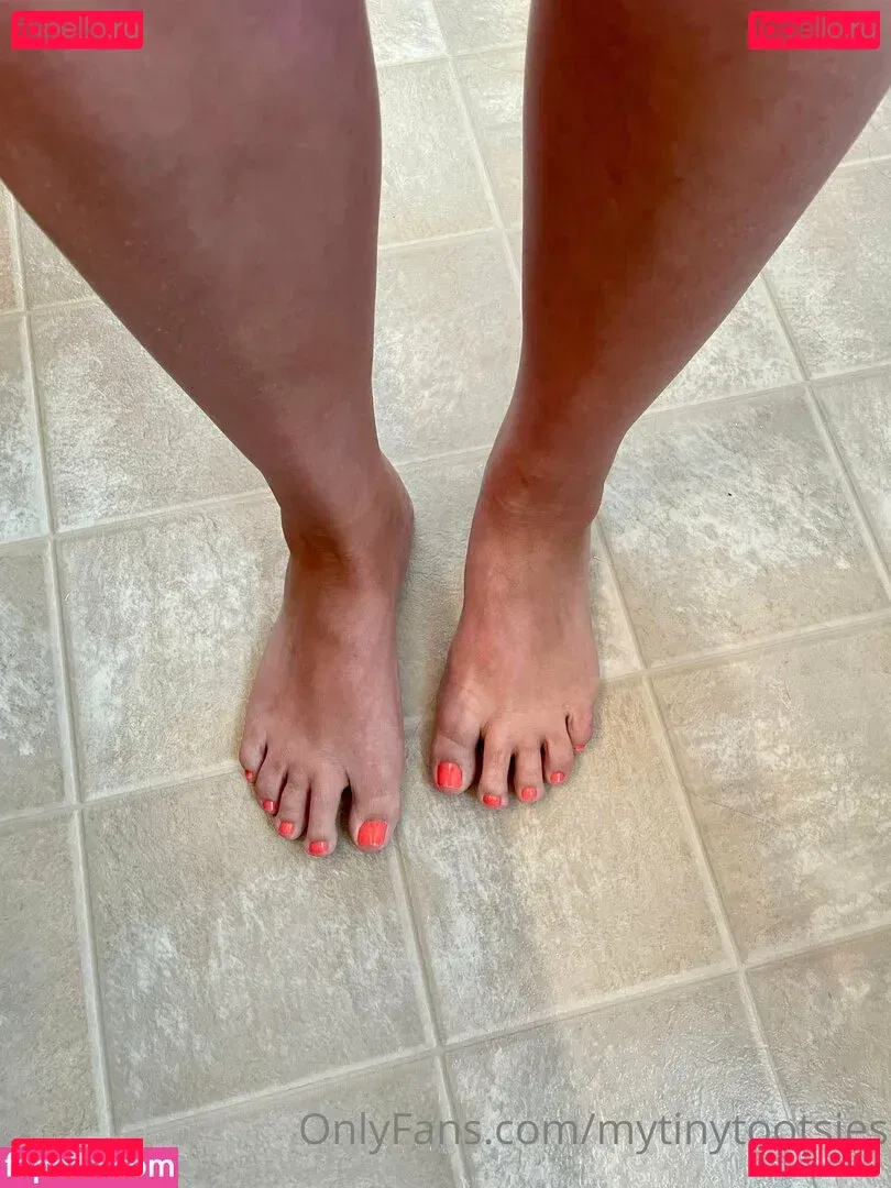 mytinytootsies Onlyfans Photo Gallery 