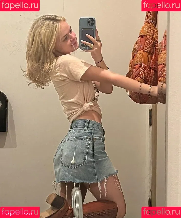 Kylie Rogers Onlyfans Photo Gallery 
