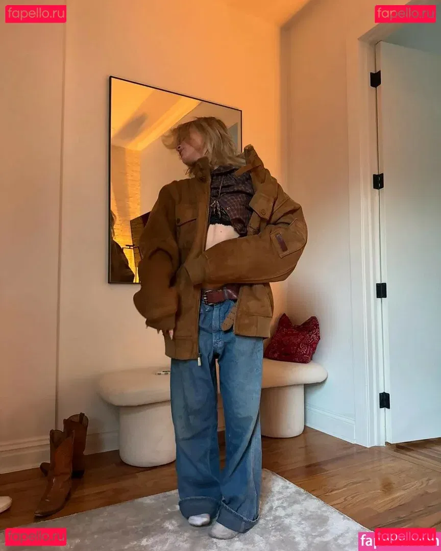 Kylie Rogers Onlyfans Photo Gallery 