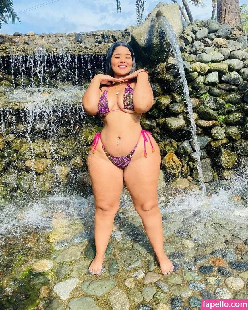 angiecoss18 Onlyfans Photo Gallery 