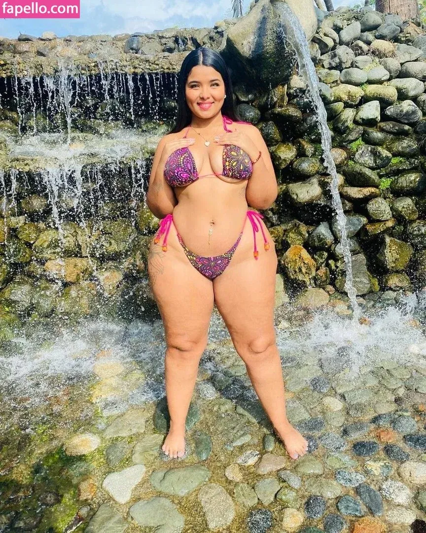 angiecoss18 Onlyfans Photo Gallery 