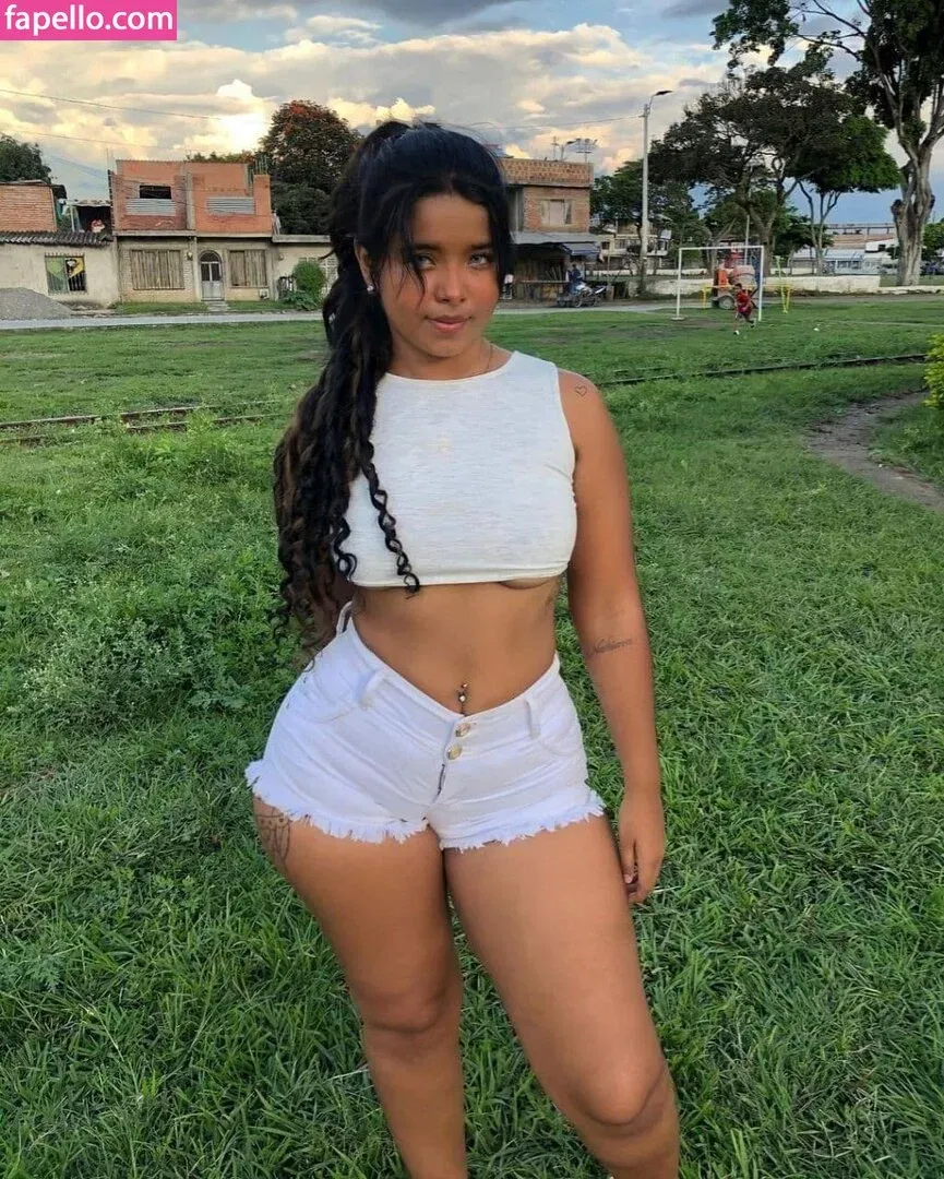 angiecoss18 Onlyfans Photo Gallery 