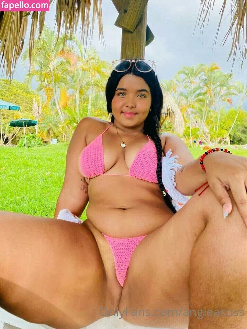 angiecoss18 Onlyfans Photo Gallery 