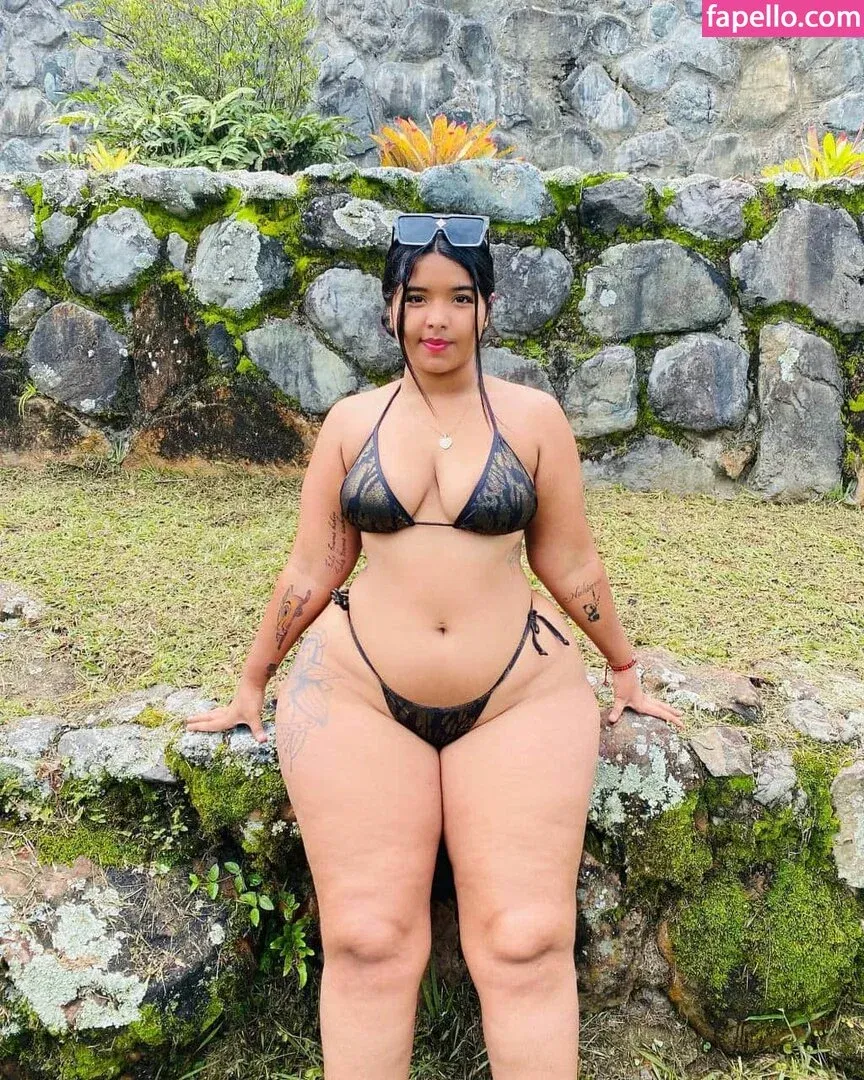 angiecoss18 Onlyfans Photo Gallery 