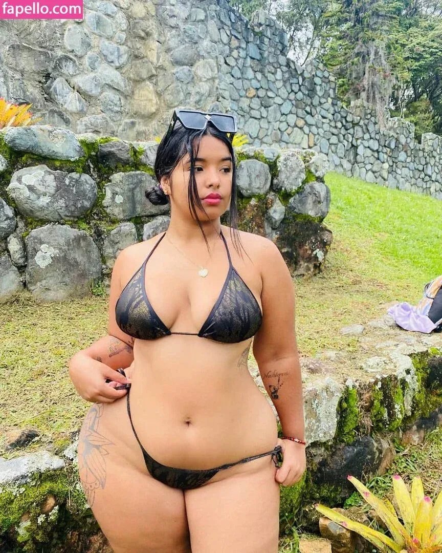 angiecoss18 Onlyfans Photo Gallery 