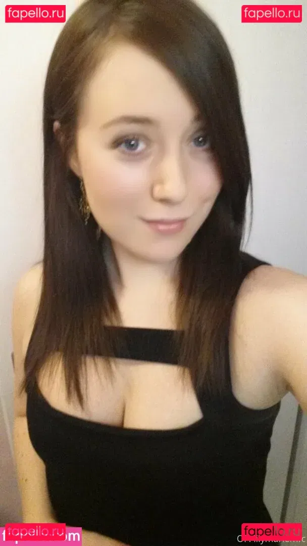 lilymariemfc Onlyfans Photo Gallery 