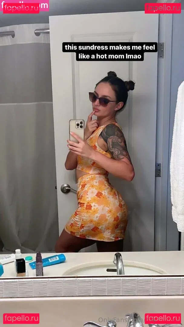 tillytoyfree Onlyfans Photo Gallery 