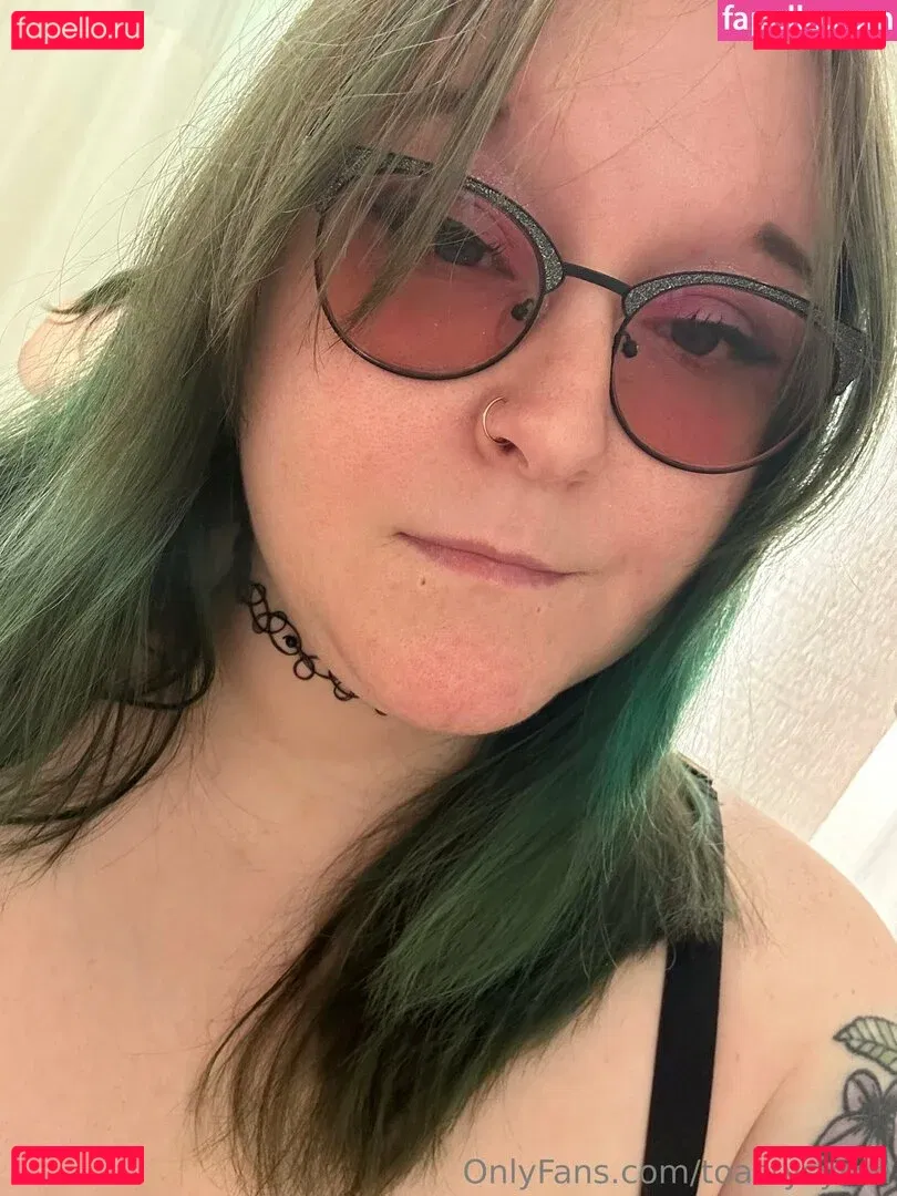 toastysyren Onlyfans Photo Gallery 