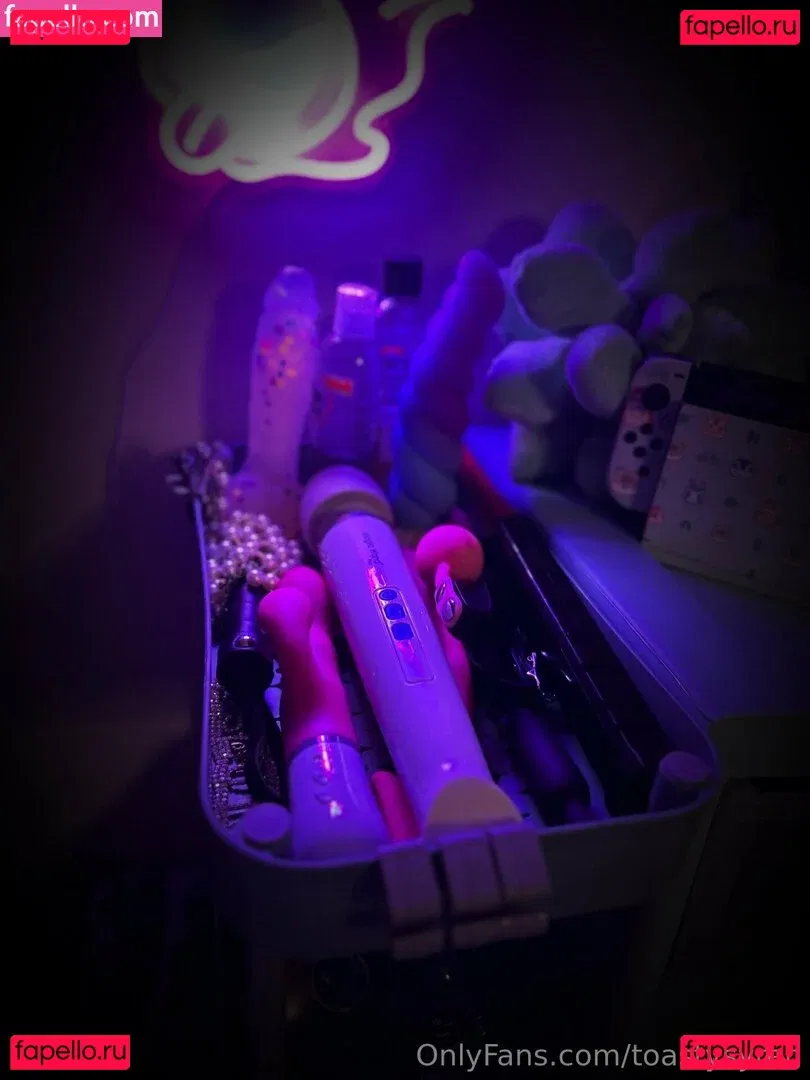 toastysyren Onlyfans Photo Gallery 