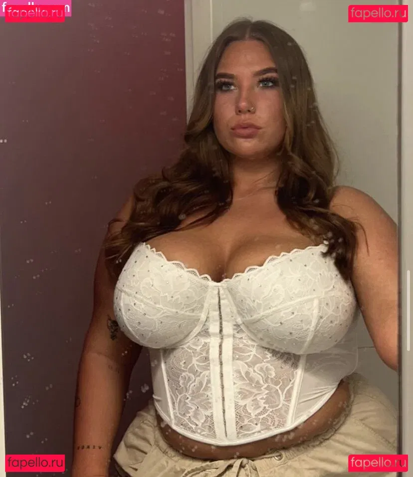 ellierobsxx Onlyfans Photo Gallery 