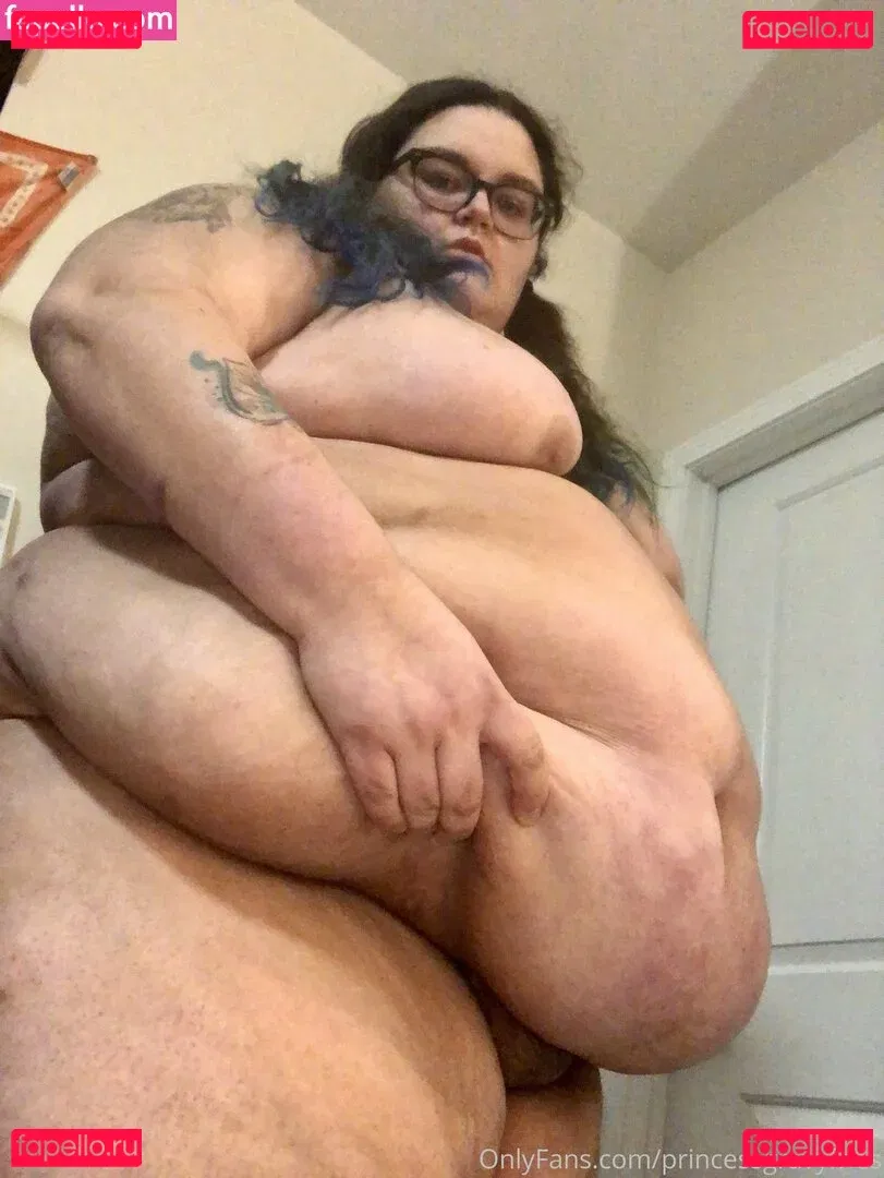princessgravyfries Onlyfans Photo Gallery 