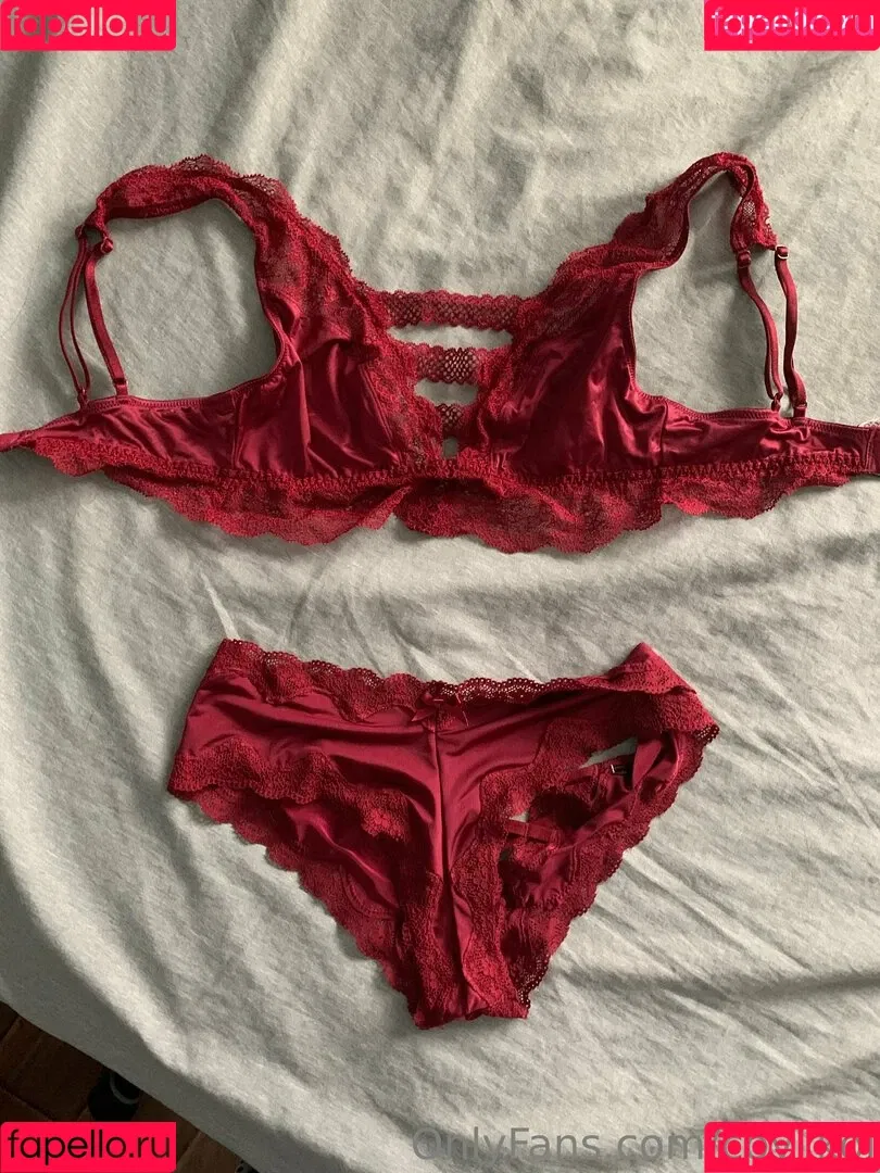 coy_koi Onlyfans Photo Gallery 