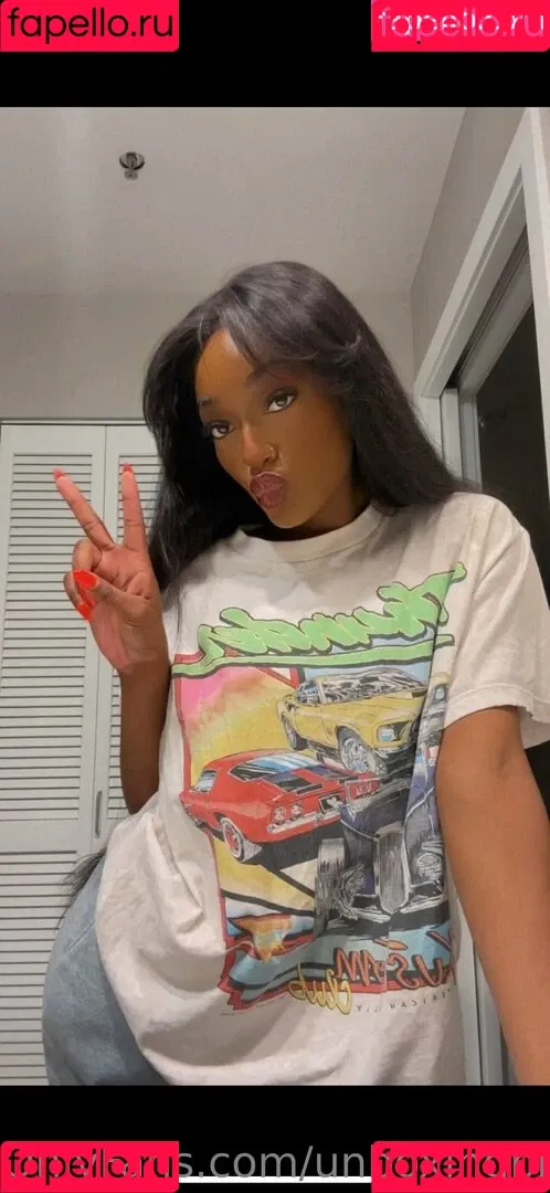 unboxingbrandy Onlyfans Photo Gallery 