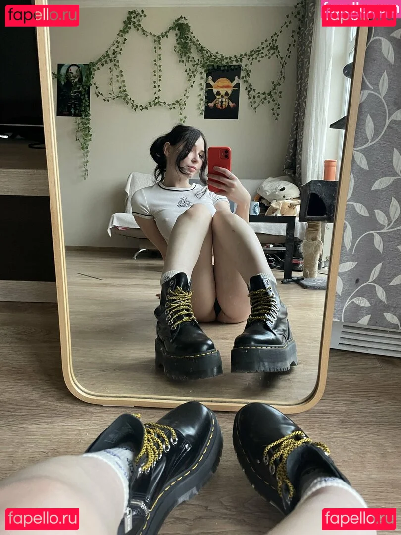 NatsumiPon Onlyfans Photo Gallery 