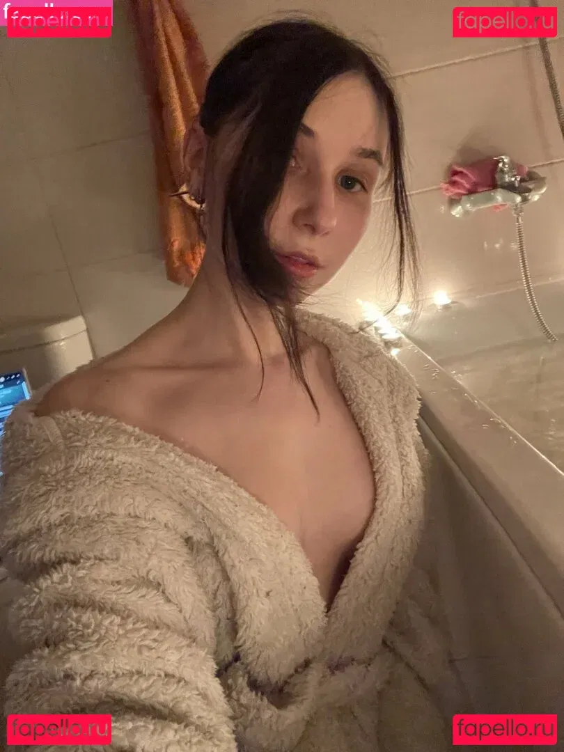 NatsumiPon Onlyfans Photo Gallery 