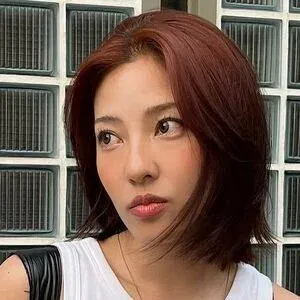 Jeon Jisu Onlyfans Photo Gallery 