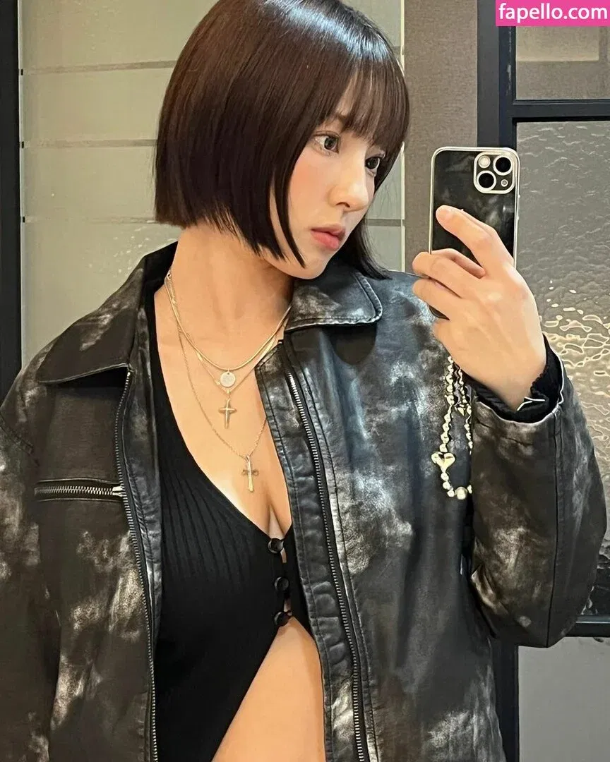 Jeon Jisu Onlyfans Photo Gallery 