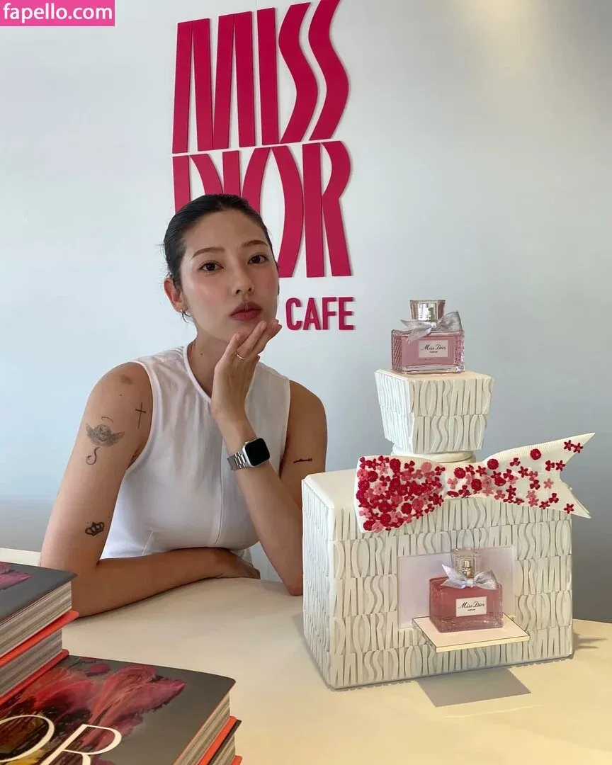 Jeon Jisu Onlyfans Photo Gallery 