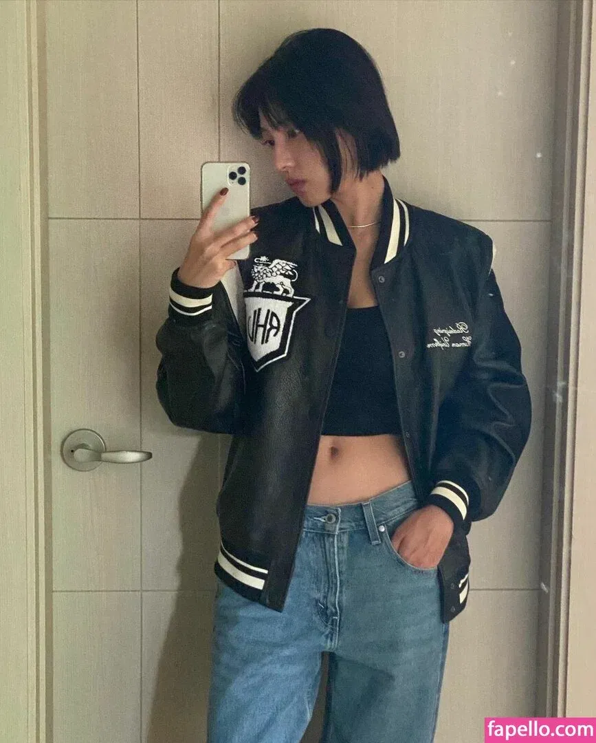 Jeon Jisu Onlyfans Photo Gallery 