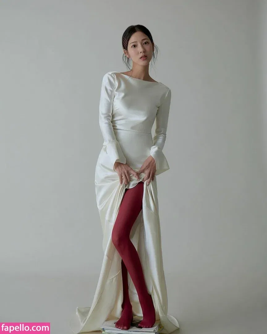 Jeon Jisu Onlyfans Photo Gallery 