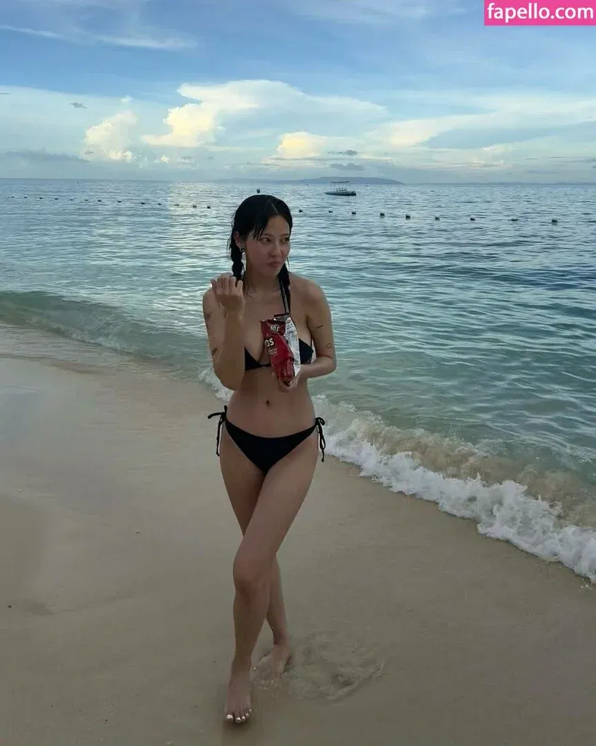 Jeon Jisu Onlyfans Photo Gallery 