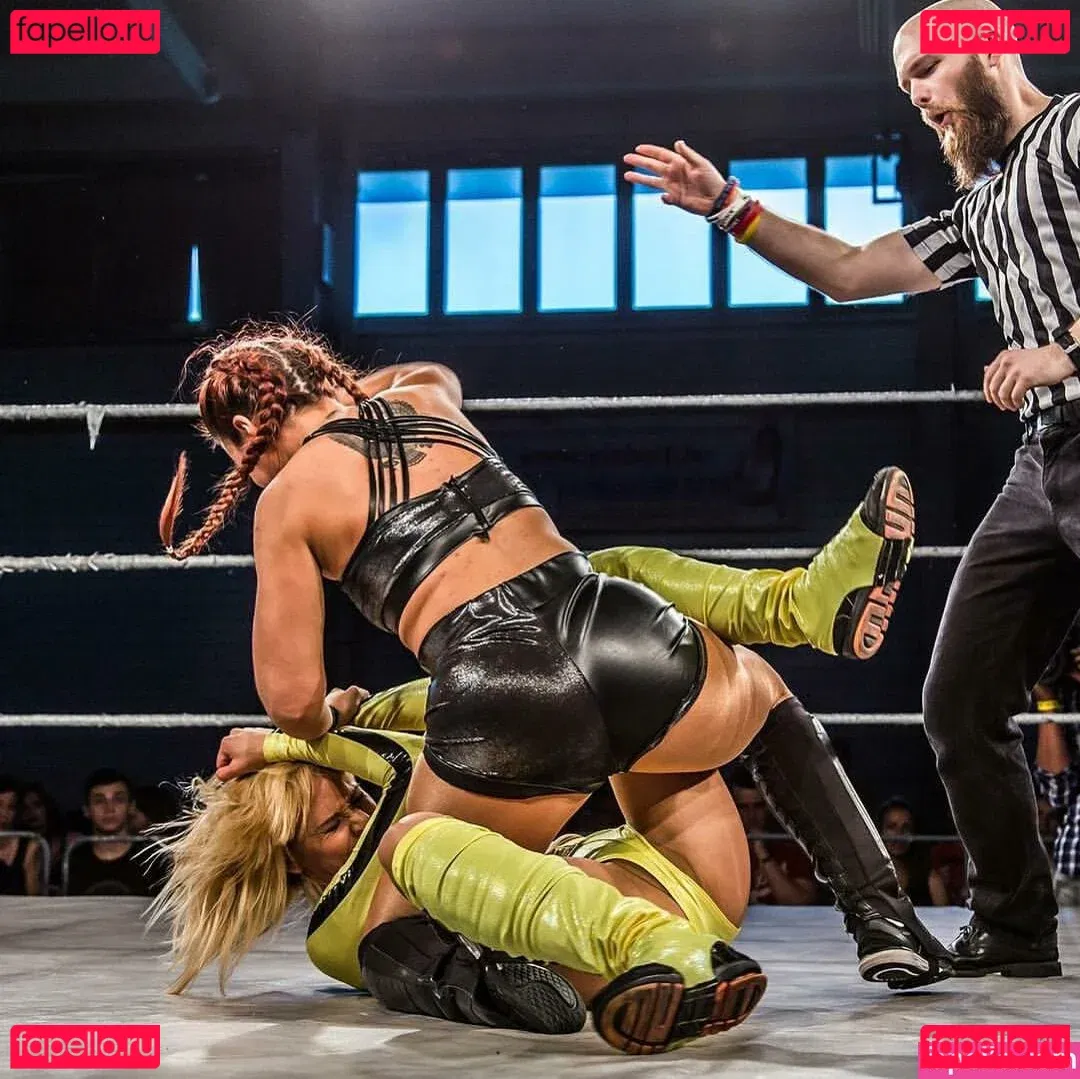 Killer Kelly Onlyfans Photo Gallery 