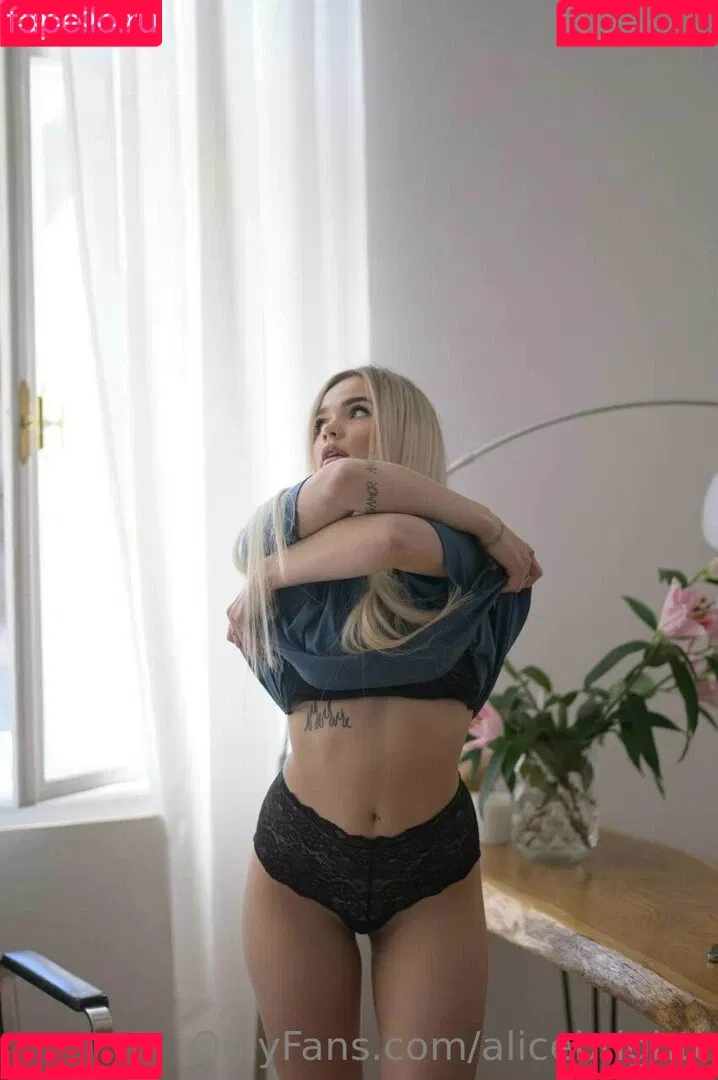 april007free Onlyfans Photo Gallery 