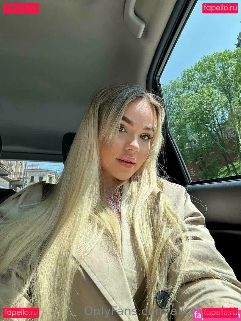 april007free Onlyfans Photo Gallery 