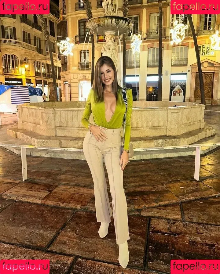 lauramedinarb Onlyfans Photo Gallery 