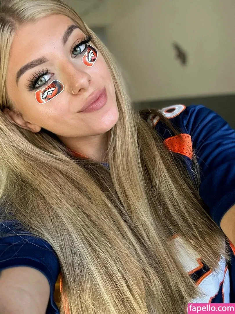 Slxttylyss Onlyfans Photo Gallery 