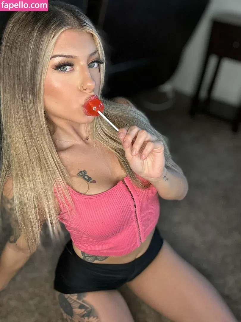 Slxttylyss Onlyfans Photo Gallery 