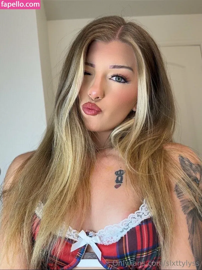 Slxttylyss Onlyfans Photo Gallery 