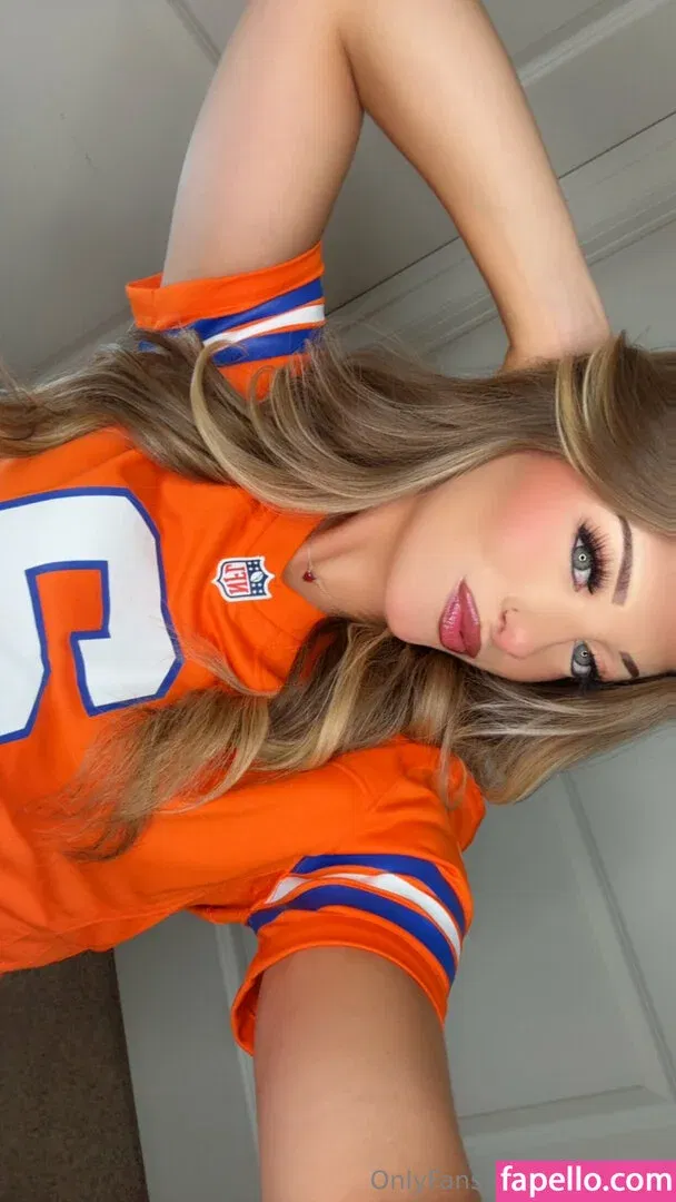 Slxttylyss Onlyfans Photo Gallery 