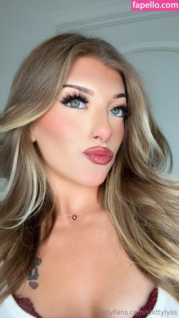 Slxttylyss Onlyfans Photo Gallery 