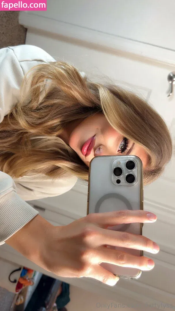 Slxttylyss Onlyfans Photo Gallery 