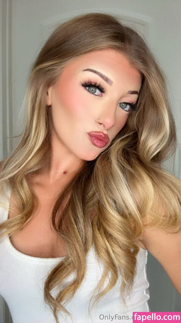 Slxttylyss Onlyfans Photo Gallery 